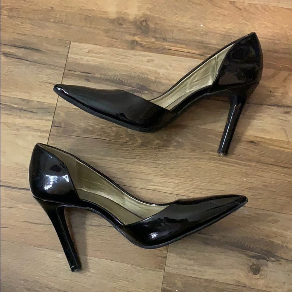 Heels - Picture 4 of 4